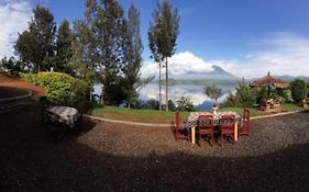 Lake Ruhondo Beach Resort